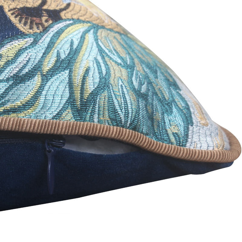 Jacquard Luxury Pillow